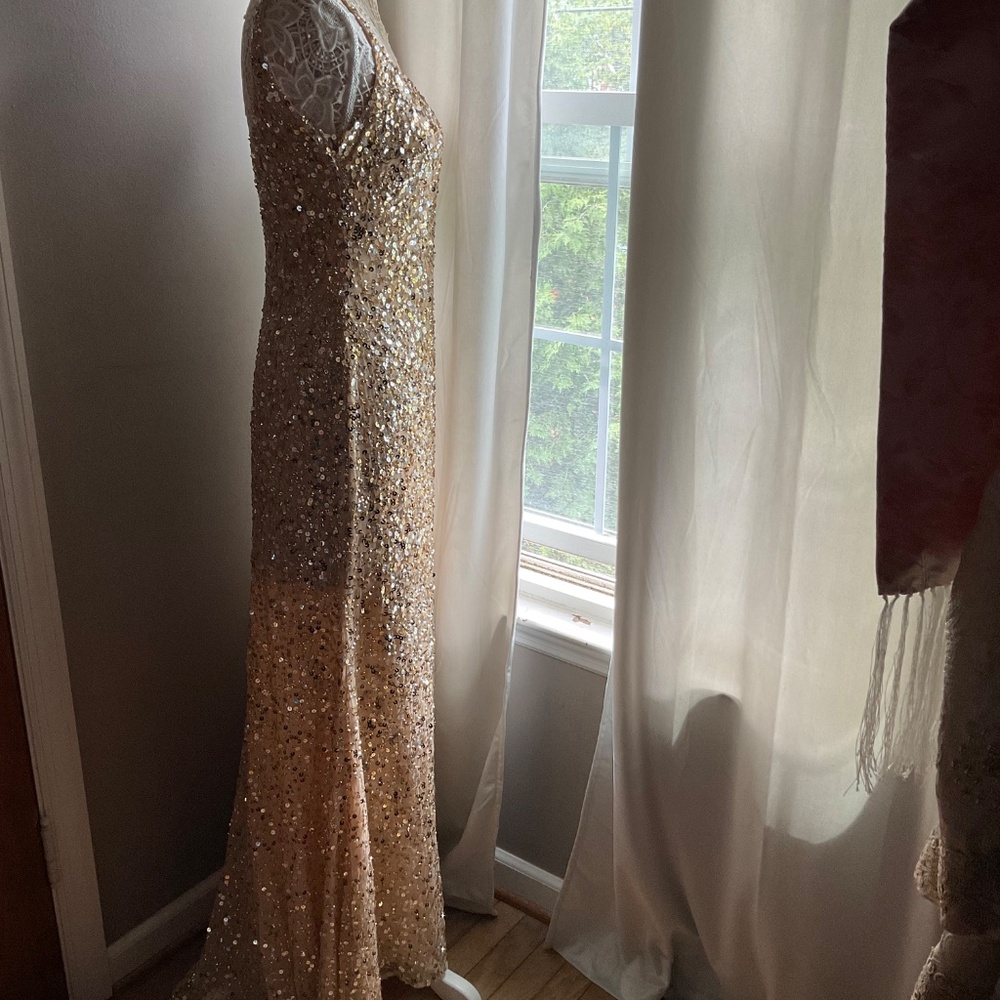 MacDuggal - Picture 9 of 9